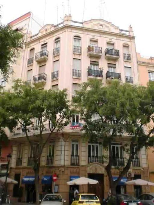 Young Penthouse Valencia Ngoại thất bức ảnh